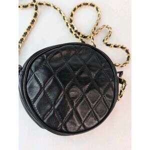 Vintage Black Quilted Leather Braided Gold Chain Holt Renfrew Bag Pristine